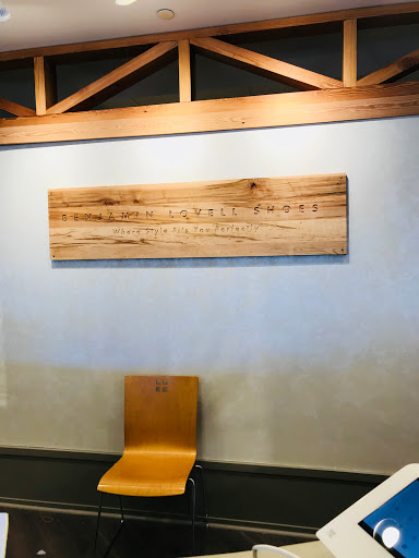 Shoe Store «Benjamin Lovell Shoes», reviews and photos, 525 Glen Eagle Square, Glen Mills, PA 19342, USA