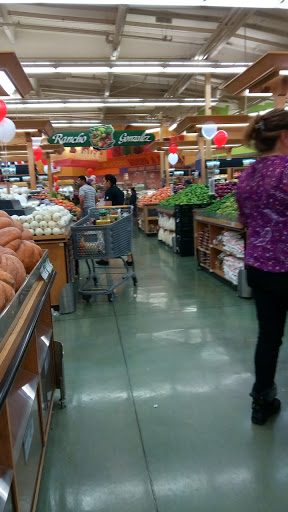 Grocery Store «Northgate Gonzalez Markets», reviews and photos, 10801 Prairie Ave, Inglewood, CA 90303, USA