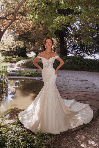 Bridal Shop «Viero Bridal», reviews and photos, 2236 W Chicago Ave, Chicago, IL 60622, USA