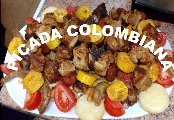 BAR PUNTO DE ENCUENTRO COLOMBIANO