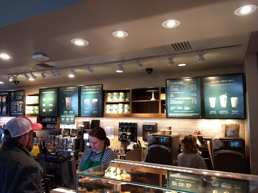 Coffee Shop «Starbucks», reviews and photos, 2808 Scottsville Rd, Bowling Green, KY 42103, USA