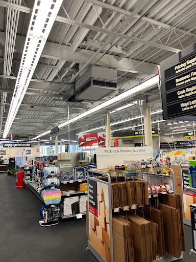 Office Supply Store «Staples», reviews and photos, 1700 W 49th St, Hialeah, FL 33012, USA
