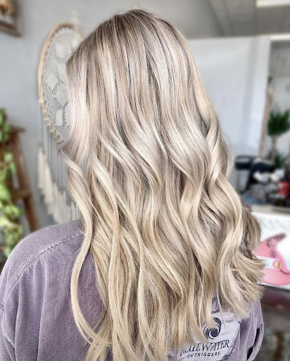 Hair Salon «The Urban Revival Boutique, Style Bar & Salon», reviews and photos, 2903 N Patterson St, Valdosta, GA 31602, USA