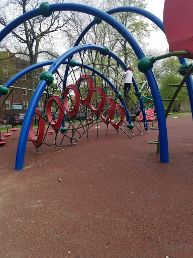Park «Touhy Park», reviews and photos, 7348 N Paulina St, Chicago, IL 60626, USA