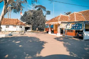 Kantor Desa Wiyong image