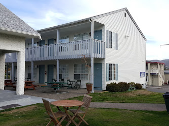 Seaside Hillcrest Inn and Hillcrest House