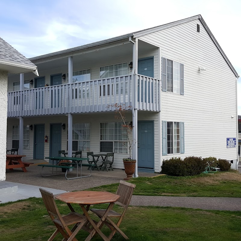 Seaside Hillcrest Inn and Hillcrest House