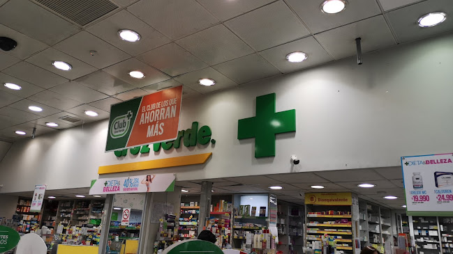 Farmacia Cruz Verde - Mall Espacio Urbano Melipilla