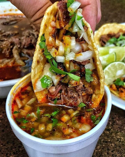 los plebes tacos de birria