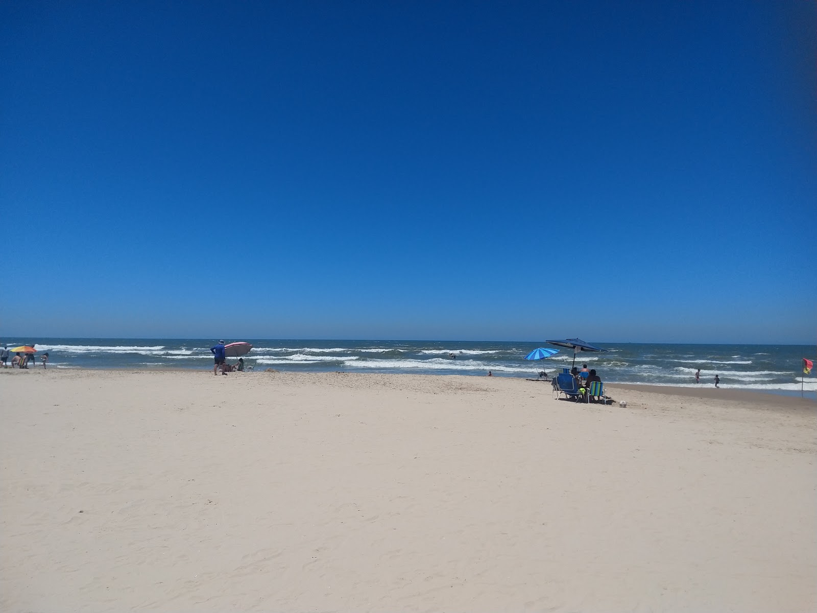 Fotografija Plaža Ipiranga z visok stopnjo čistoče