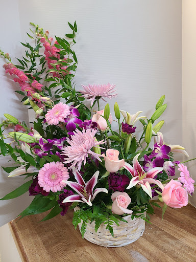 Florist «Forget Me Not Flowers & Gifts», reviews and photos, 423 Crain Hwy S, Glen Burnie, MD 21061, USA