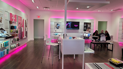 Cell Phone Store «T-Mobile», reviews and photos, 4300 Buford Dr NE, Buford, GA 30518, USA