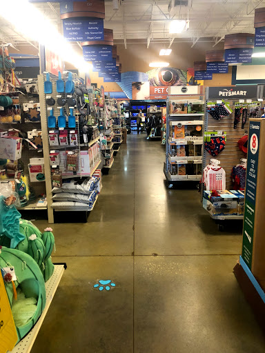Pet Supply Store «PetSmart», reviews and photos, 601 Centerview Blvd, Kissimmee, FL 34741, USA