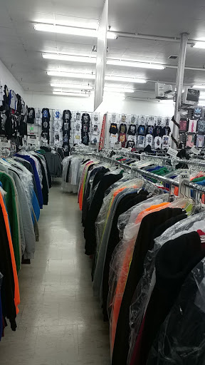 Clothing Store «Gen X Clothing», reviews and photos, 2090 Olympic St, Springfield, OR 97477, USA