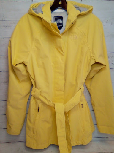 Used Clothing Store «Clothes Mentor», reviews and photos, 8872 Maximus Dr, Lone Tree, CO 80124, USA