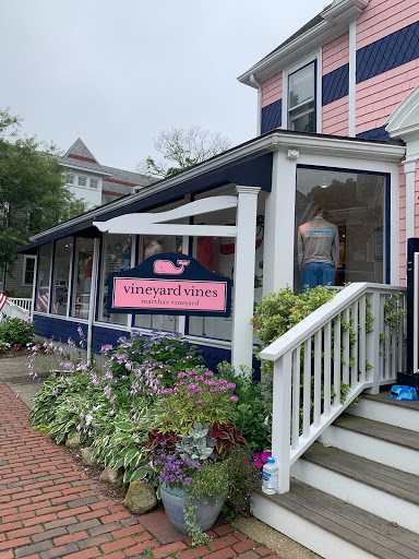 Clothing Store «Vineyard Vines», reviews and photos, 56 Narragansett Ave, Oak Bluffs, MA 02557, USA