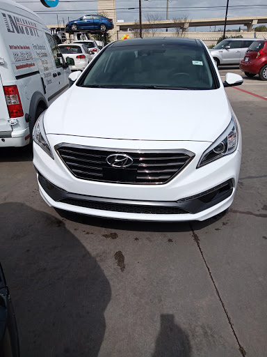 Used Car Dealer «Carvana Houston», reviews and photos, 10939 Katy Fwy, Houston, TX 77079, USA