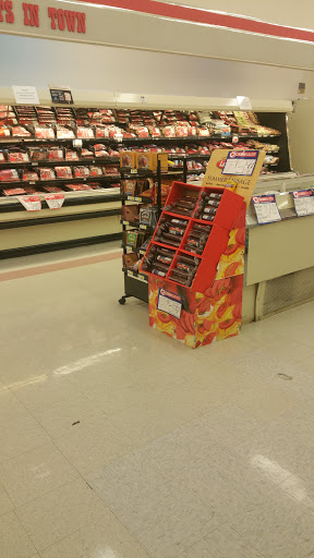 Grocery Store «Cash Saver Food Outlet», reviews and photos, 600 E Race Ave, Searcy, AR 72143, USA