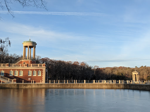 Recreation Center «Mundelein Park District», reviews and photos, 1401 N Midlothian Rd, Mundelein, IL 60060, USA