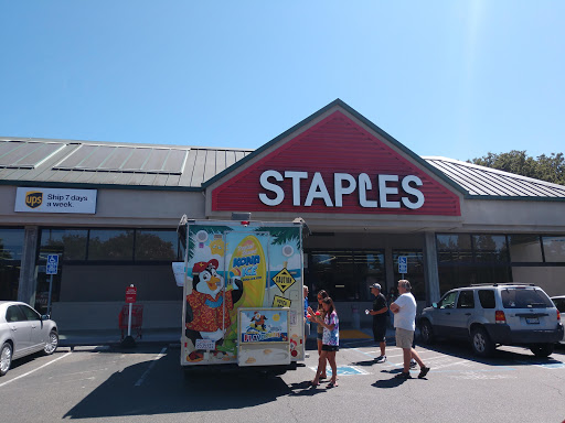Office Supply Store «Staples», reviews and photos, 20830 Stevens Creek Blvd, Cupertino, CA 95014, USA