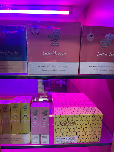 Tobacco Shop «Willow Glen Smoke Shop», reviews and photos, 31793 Hwy 41, Coarsegold, CA 93614, USA