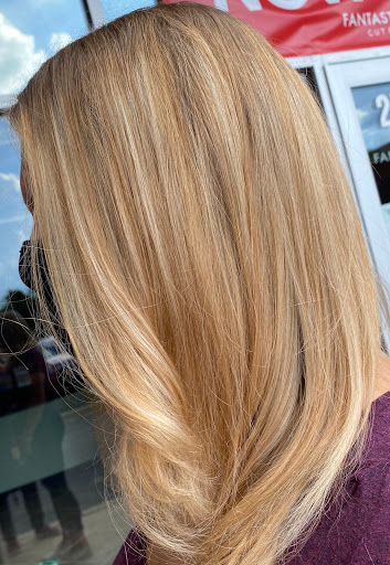 Hair Salon «Fantastic Sams Cut & Color», reviews and photos, 25680 Pontiac Trail, South Lyon, MI 48178, USA