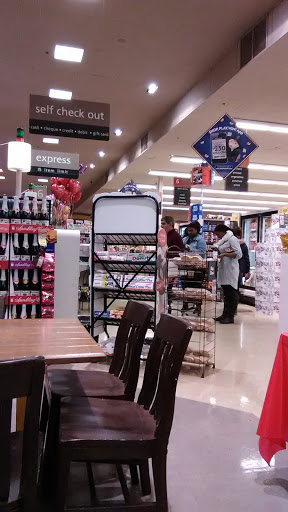 Grocery Store «Safeway», reviews and photos, 21401 Pacific Hwy S, Des Moines, WA 98198, USA