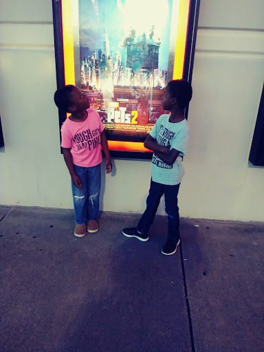 Movie Theater «Regal Cinemas Longview 14», reviews and photos, 3070 N Eastman Rd, Longview, TX 75605, USA