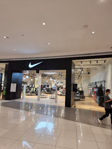 Nike @ Suntec City