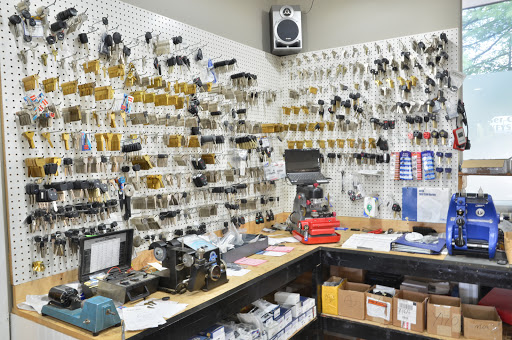 Locksmith «American Eagle Locksmith», reviews and photos, 3484 Hendersonville Rd, Fletcher, NC 28732, USA
