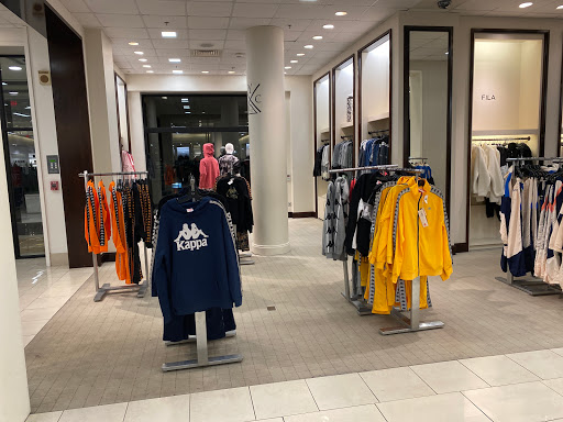 Department Store «Saks Fifth Avenue», reviews and photos, 1350 Polaris Pkwy, Columbus, OH 43240, USA