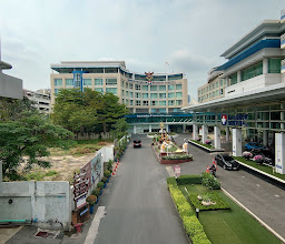 Bangkok Hospital photo