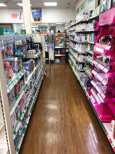 Earlsfield Pharmacy - Pharmacy