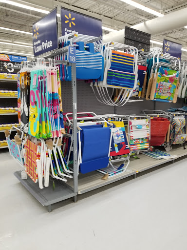 Discount Store «Walmart», reviews and photos, 199 JT Connell Hwy, Newport, RI 02840, USA