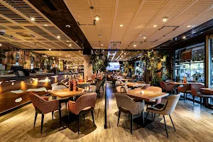 Happy Bar & Grill Kableshkov image