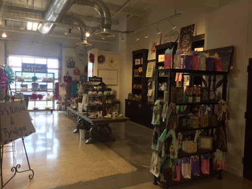 Furniture Store «Brown Squirrel Furniture», reviews and photos, 9901 Sherrill Blvd, Knoxville, TN 37932, USA