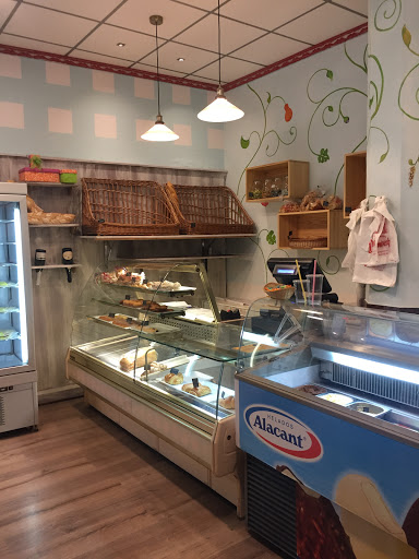 Forn del Castell - Pastelería Domènech en Gandesa, Tarragona