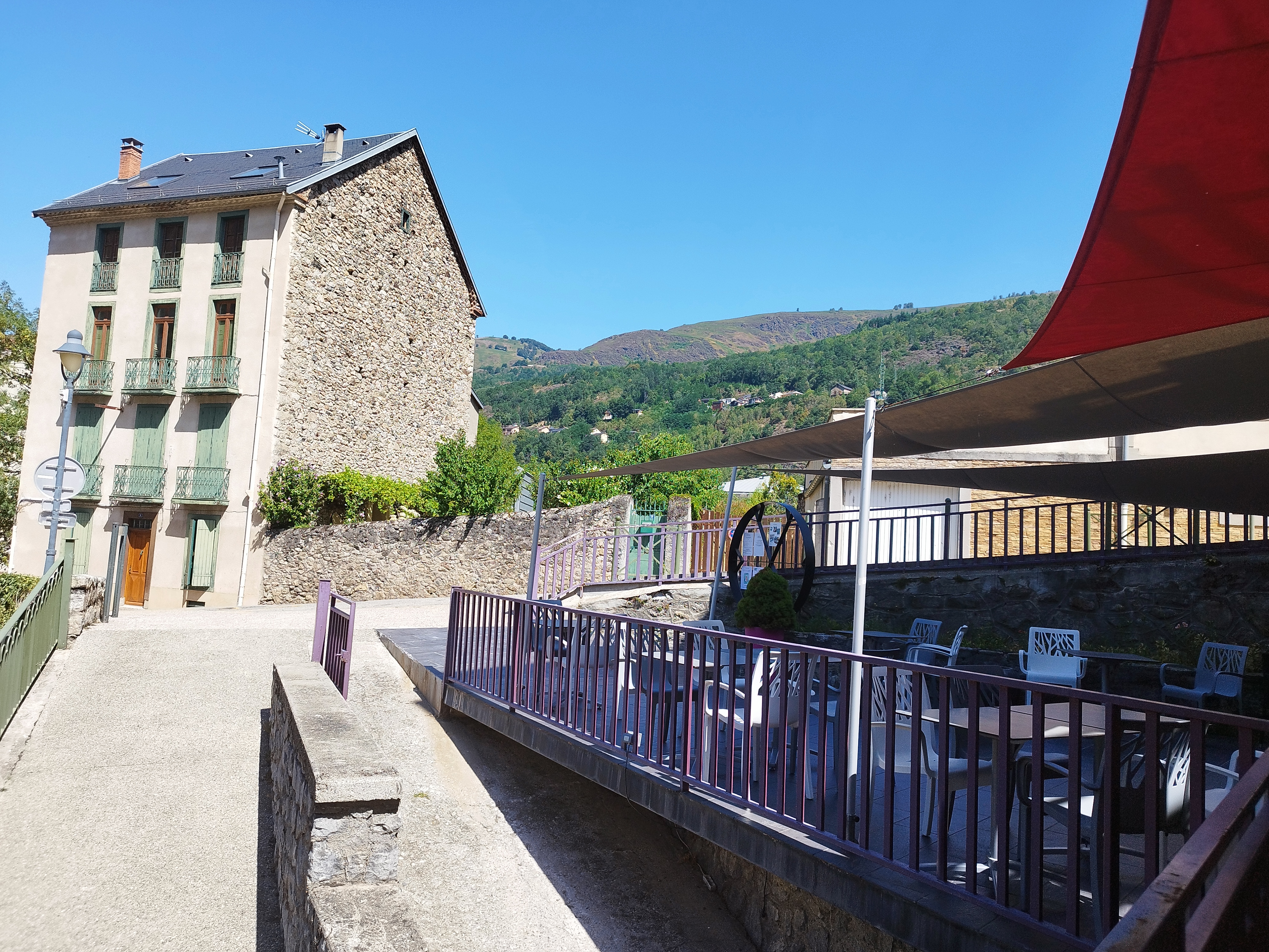 Photo n° 6 de l'avis de Marylène.e fait le 28/08/2023 à 08:27