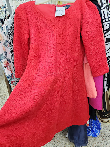 Thrift Store «Last Chance Thrift Store», reviews and photos, 900 Thornton Rd, Lithia Springs, GA 30122, USA