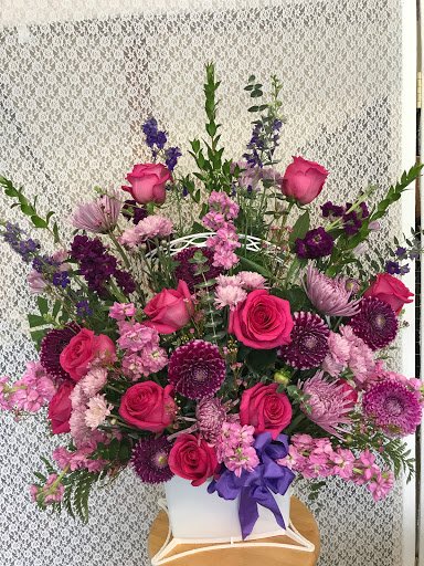 Florist «Flowers by Zsuzsana», reviews and photos, 21300 NW Cornell Rd #1201, Hillsboro, OR 97124, USA