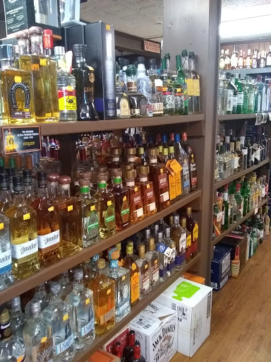 Liquor Store «Northwest Fine Wines Spirits», reviews and photos, 808 Westminster Pike, Reisterstown, MD 21136, USA