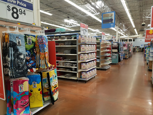 Discount Store «Walmart», reviews and photos, 1555 N Rand Rd, Palatine, IL 60074, USA