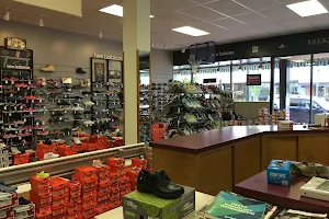 Roberson & Dupree Shoe Store image