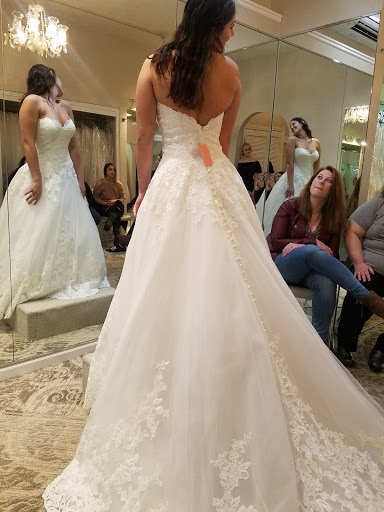 Bridal Shop «J & B Bridals & Formals», reviews and photos, 136 S Main St, Chambersburg, PA 17201, USA