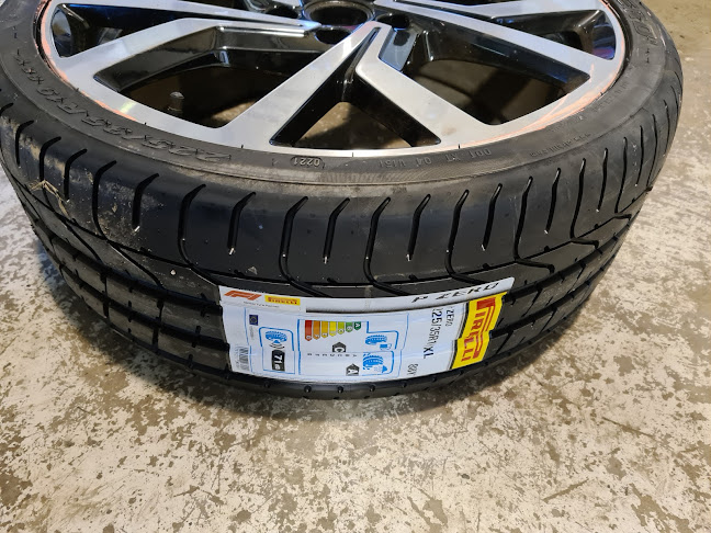 HARWORTH TYRES - Doncaster