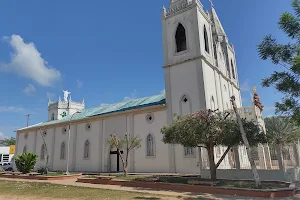 Templo de santiago apostol image