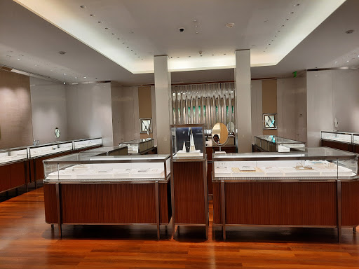 Jewelry Store «Tiffany & Co.», reviews and photos, 19575 Biscayne Blvd, Aventura, FL 33180, USA