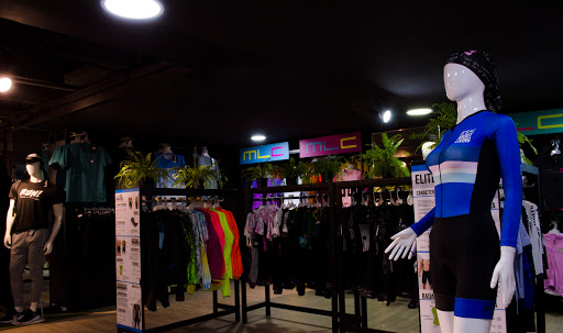 Stores to buy amazona women's clothing Bucaramanga