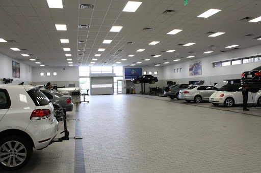 Volkswagen Dealer «San Tan Volkswagen», reviews and photos, 1489 E Motorplex Loop, Gilbert, AZ 85297, USA