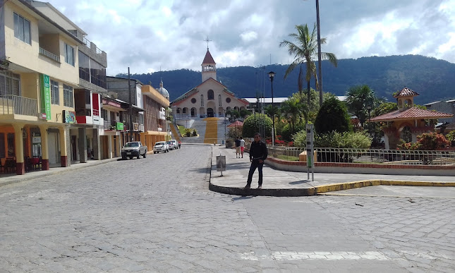 Parque Central Gualaquiza - Centro comercial